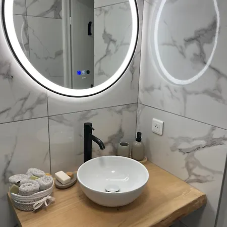 Location 2 Pieces A Agay