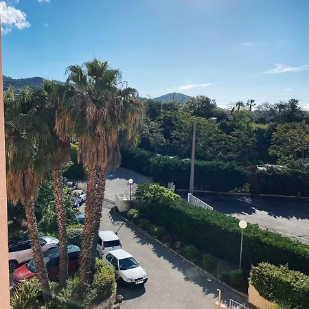 Апартаменти Location 2 Pieces A Agay