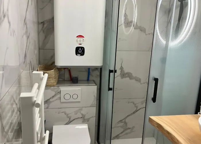 Location 2 Pieces A Agay *